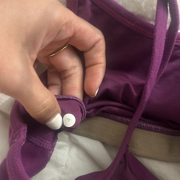 Lululemon Flow Y Bra size 4 - Picture 3 of 4